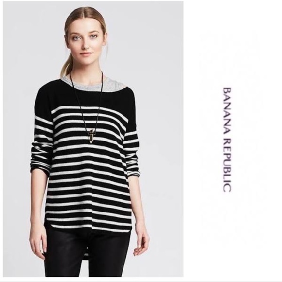 Banana Republic Sweaters - Banana Republic Black and White Merino Blend L/S Boatneck Sweater XS